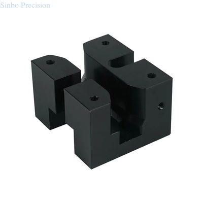 ชิ้นส่วนพลาสติกที่แปรรูปตามสั่งสีดํา CNC การหมุน Milling POM ชิ้นส่วนไนลอน ABS